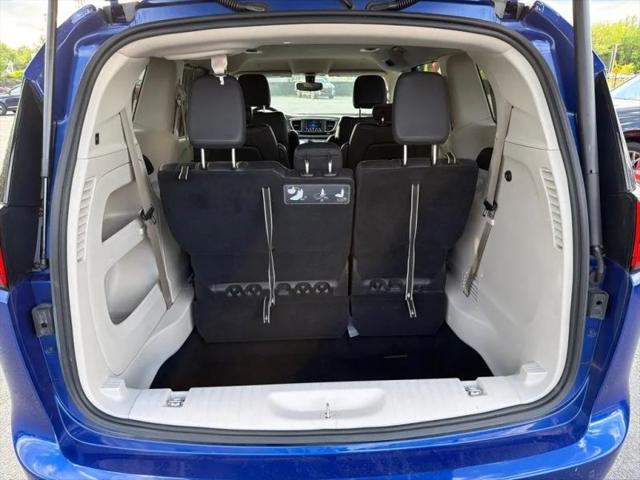 2020 Chrysler Pacifica Touring L