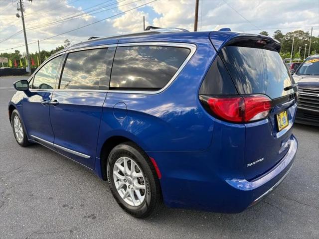 2020 Chrysler Pacifica Touring L