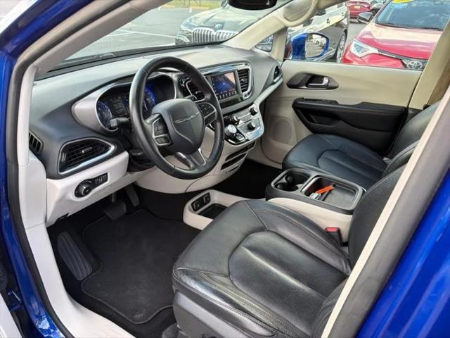 2020 Chrysler Pacifica Touring L