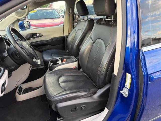 2020 Chrysler Pacifica Touring L