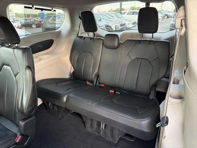 2020 Chrysler Pacifica Touring L