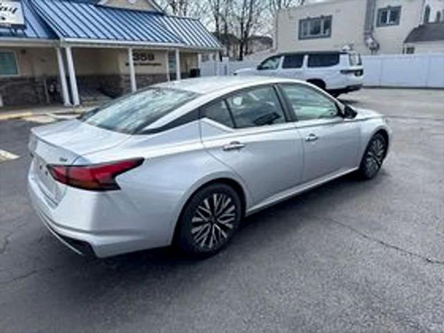 2024 Nissan Altima SV FWD