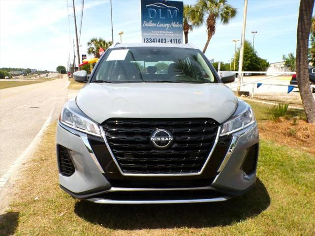 2022 Nissan Kicks SV Xtronic CVT