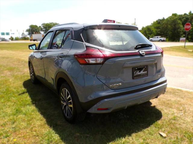2022 Nissan Kicks SV Xtronic CVT