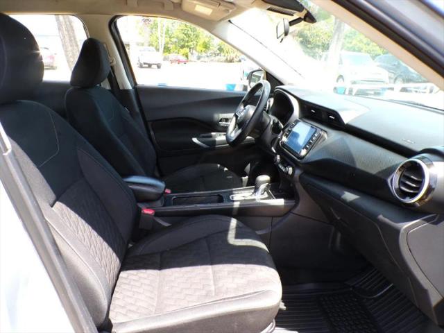 2022 Nissan Kicks SV Xtronic CVT