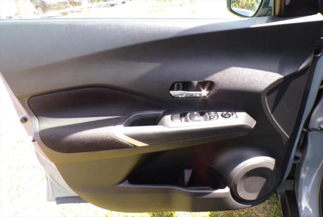 2022 Nissan Kicks SV Xtronic CVT