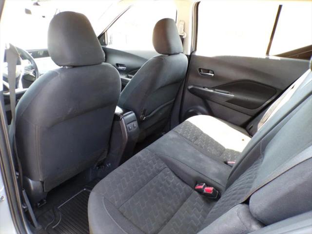 2022 Nissan Kicks SV Xtronic CVT