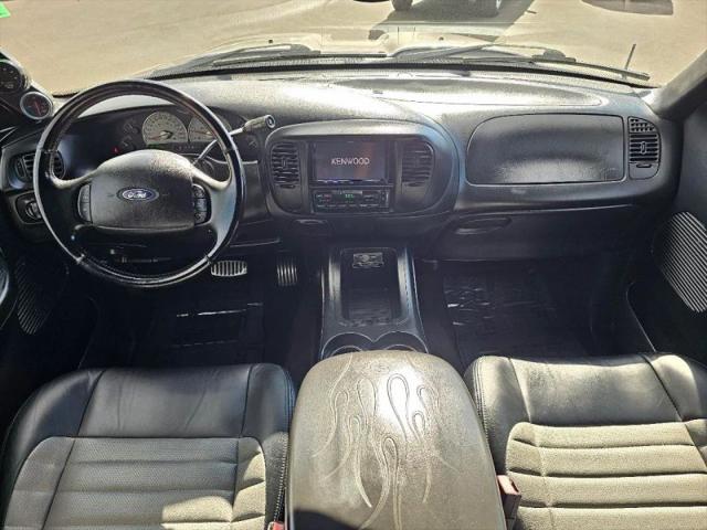 2002 Ford F-150 LARIAT