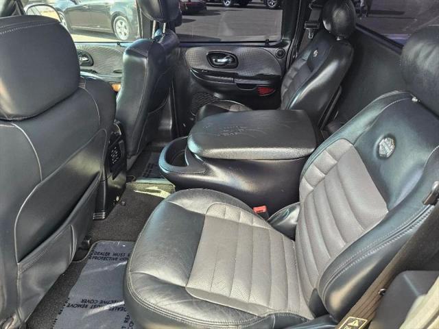 2002 Ford F-150 LARIAT
