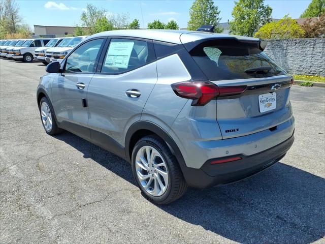 2027 Chevrolet Bolt LT FWD