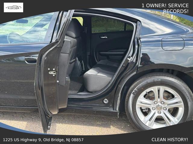 2021 Dodge Charger SXT RWD