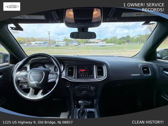 2021 Dodge Charger SXT RWD