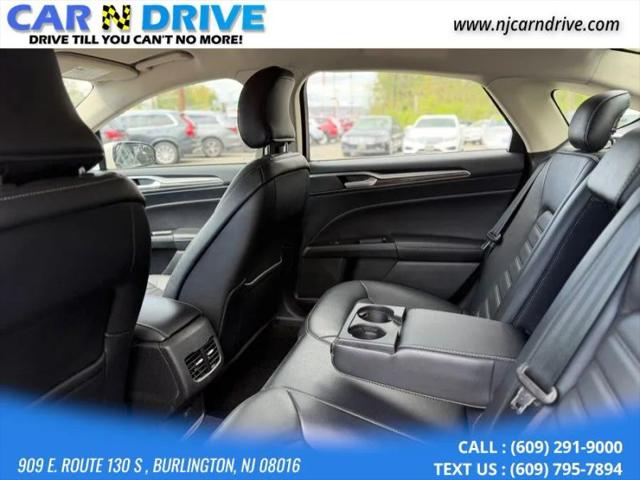 2017 Ford Fusion SE