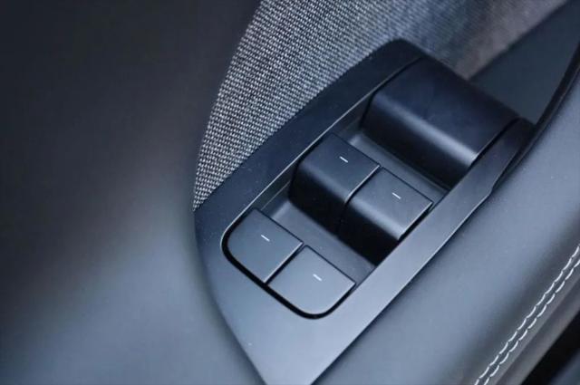2023 Tesla Model X Dual Motor All-Wheel Drive