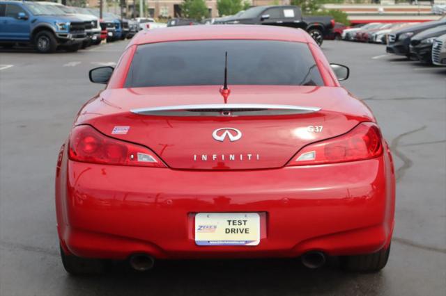 2013 INFINITI G37 G37