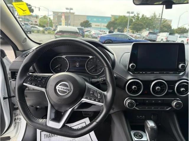 2022 Nissan Sentra SV Xtronic CVT