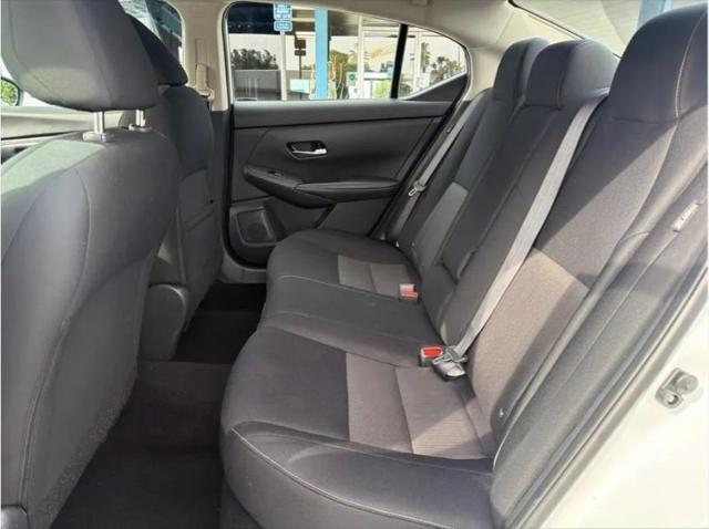 2022 Nissan Sentra SV Xtronic CVT