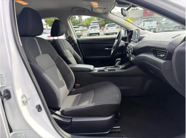 2022 Nissan Sentra SV Xtronic CVT