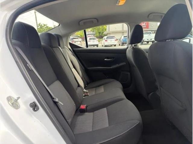 2022 Nissan Sentra SV Xtronic CVT