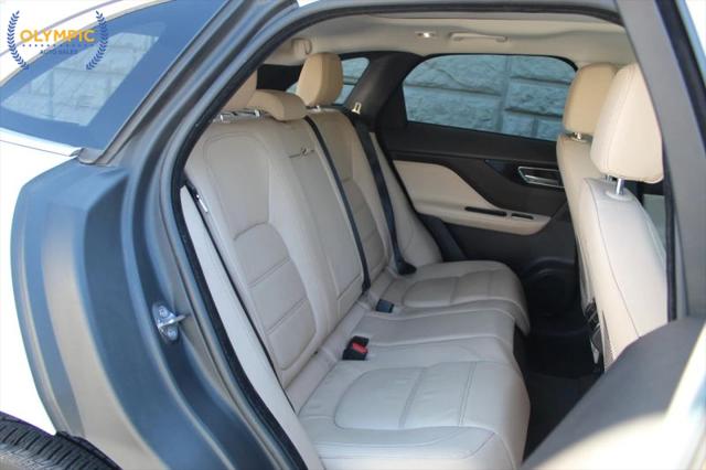 2017 Jaguar F-PACE 35t Prestige