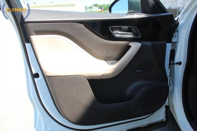 2017 Jaguar F-PACE 35t Prestige