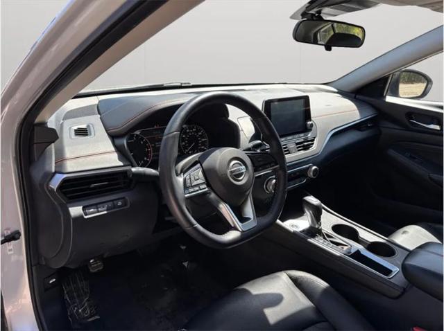 2020 Nissan Altima SR FWD
