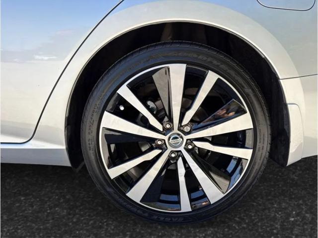 2020 Nissan Altima SR FWD