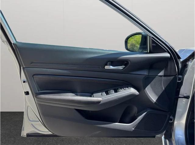 2020 Nissan Altima SR FWD