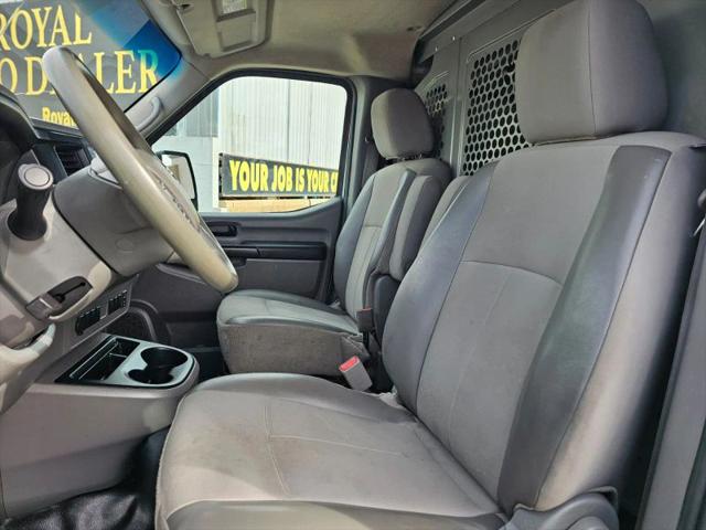 2020 Nissan 1500 S Standard Roof V6