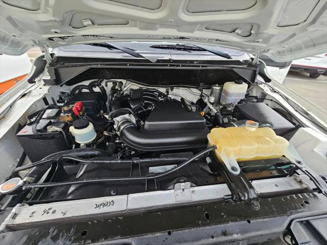 2020 Nissan 1500 S Standard Roof V6