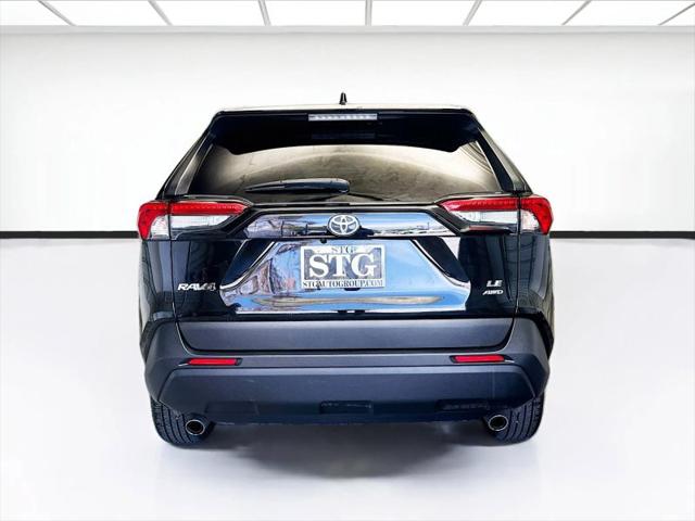 2023 Toyota RAV4 LE