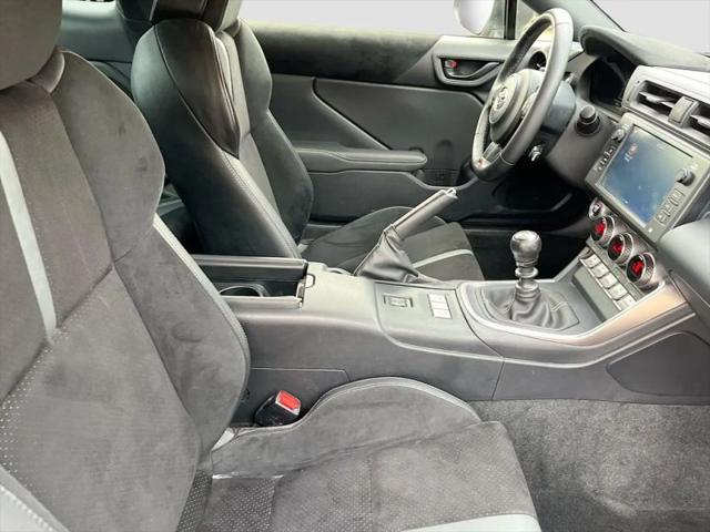 2024 Toyota GR86 Premium