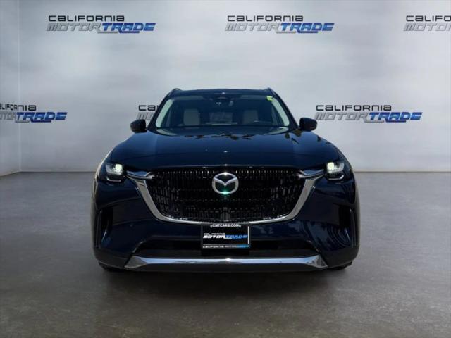 2024 Mazda X-90 Premium Plus