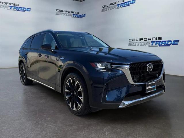 2024 Mazda X-90 Premium Plus