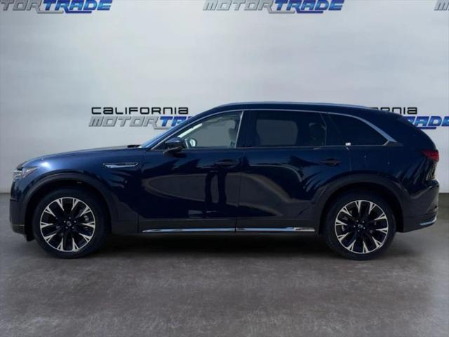 2024 Mazda X-90 Premium Plus