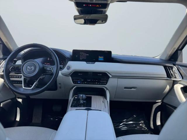2024 Mazda X-90 Premium Plus