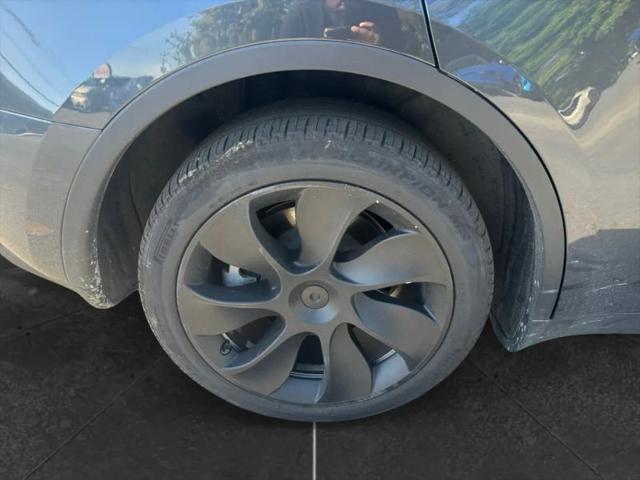 2025 Tesla Model Y Long Range Dual Motor All-Wheel Drive