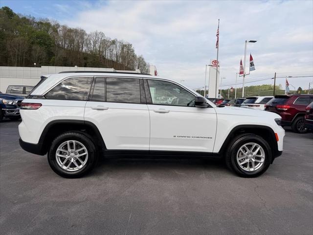 2025 Jeep Grand Cherokee Laredo X 4x4