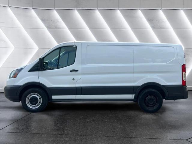 2017 Ford Transit w/Sliding Side Door w/RWB