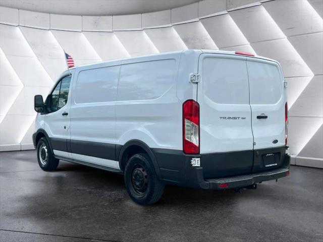 2017 Ford Transit w/Sliding Side Door w/RWB