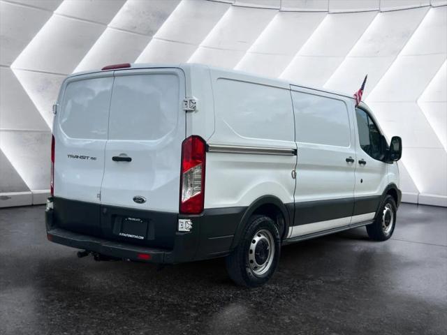 2017 Ford Transit w/Sliding Side Door w/RWB