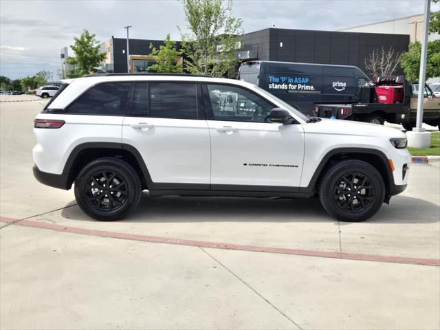 2025 Jeep Grand Cherokee Altitude 4x4