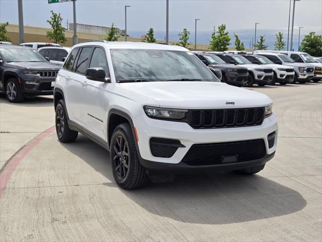 2025 Jeep Grand Cherokee Altitude 4x4