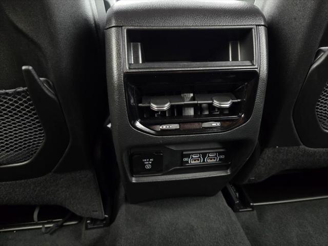 2025 Jeep Grand Cherokee Altitude 4x4