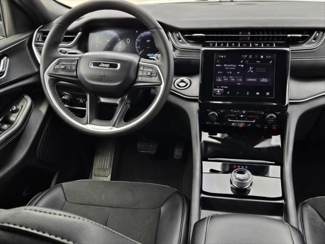 2025 Jeep Grand Cherokee Altitude 4x4