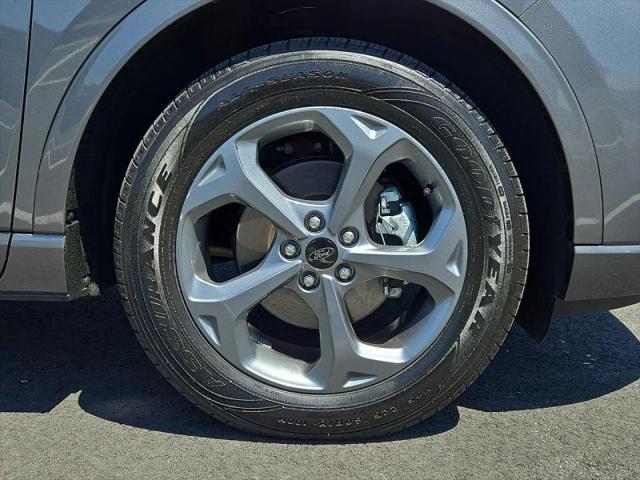 2024 Ford Escape ST-Line Select