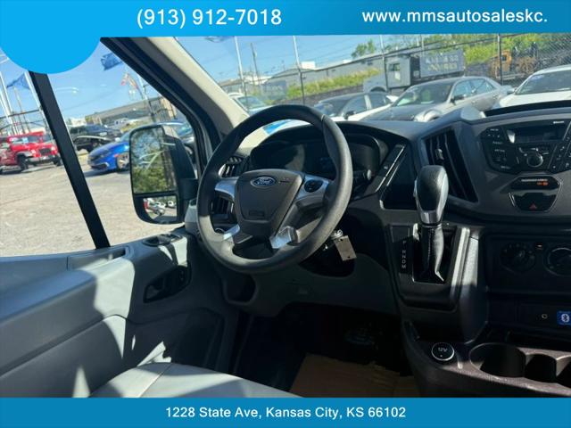 2018 Ford Transit Medium Roof w/Sliding Side Door w/RWB