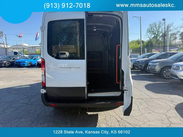 2018 Ford Transit Medium Roof w/Sliding Side Door w/RWB