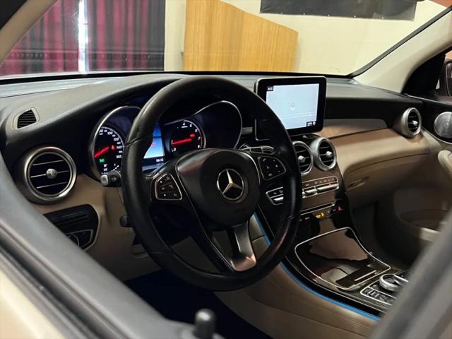 2017 Mercedes-Benz GLC 300