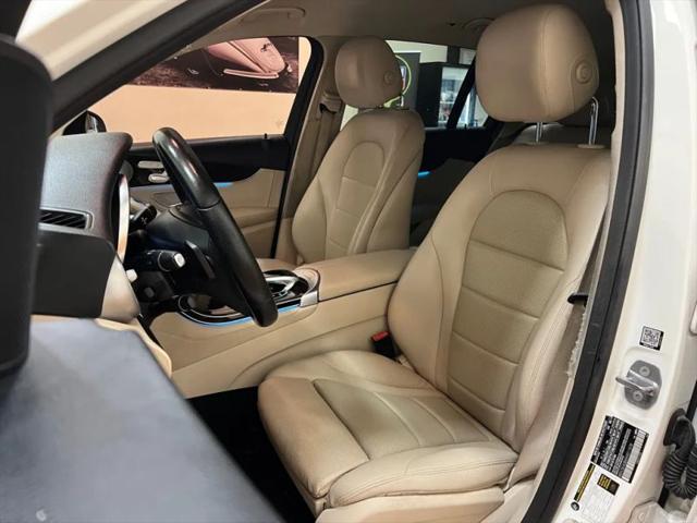 2017 Mercedes-Benz GLC 300